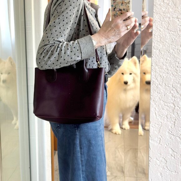 Portland Leather Large Premium Raindrop with zipper in plum. - Picture 10 of 10